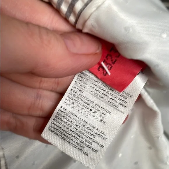 Banana Republic Black and White Blazer with Notched Lapels - Picture 4 of 4